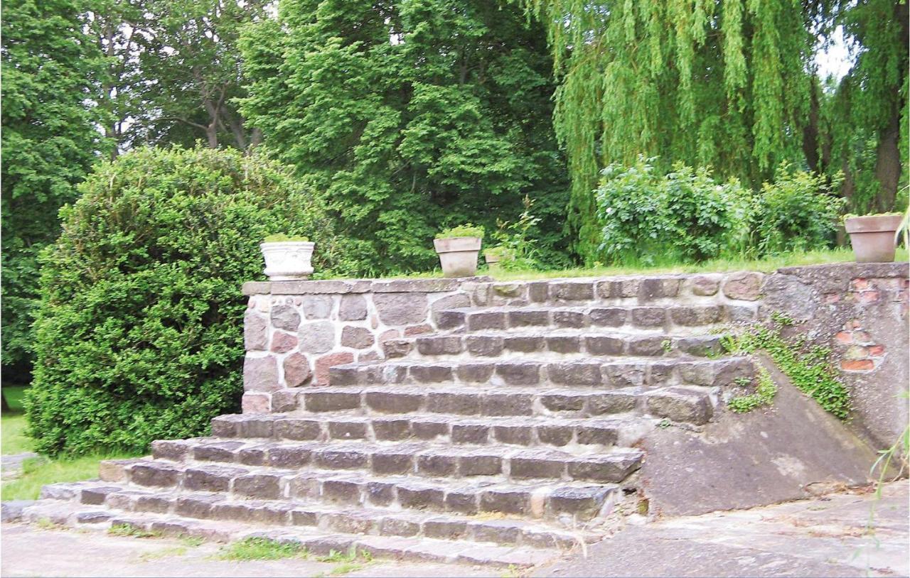 Herrenhaus Luebbenow Exterior photo
